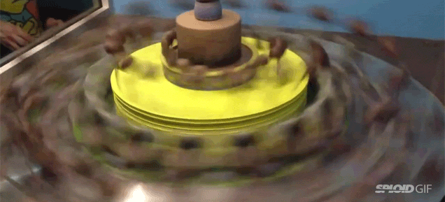 This Spinning Chocolate Cake Filmed In Australia Hides The Most Awesomest Visual Trick