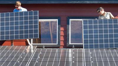 Rooftop Solar Panels Are Almost All Facing The Wrong Direction