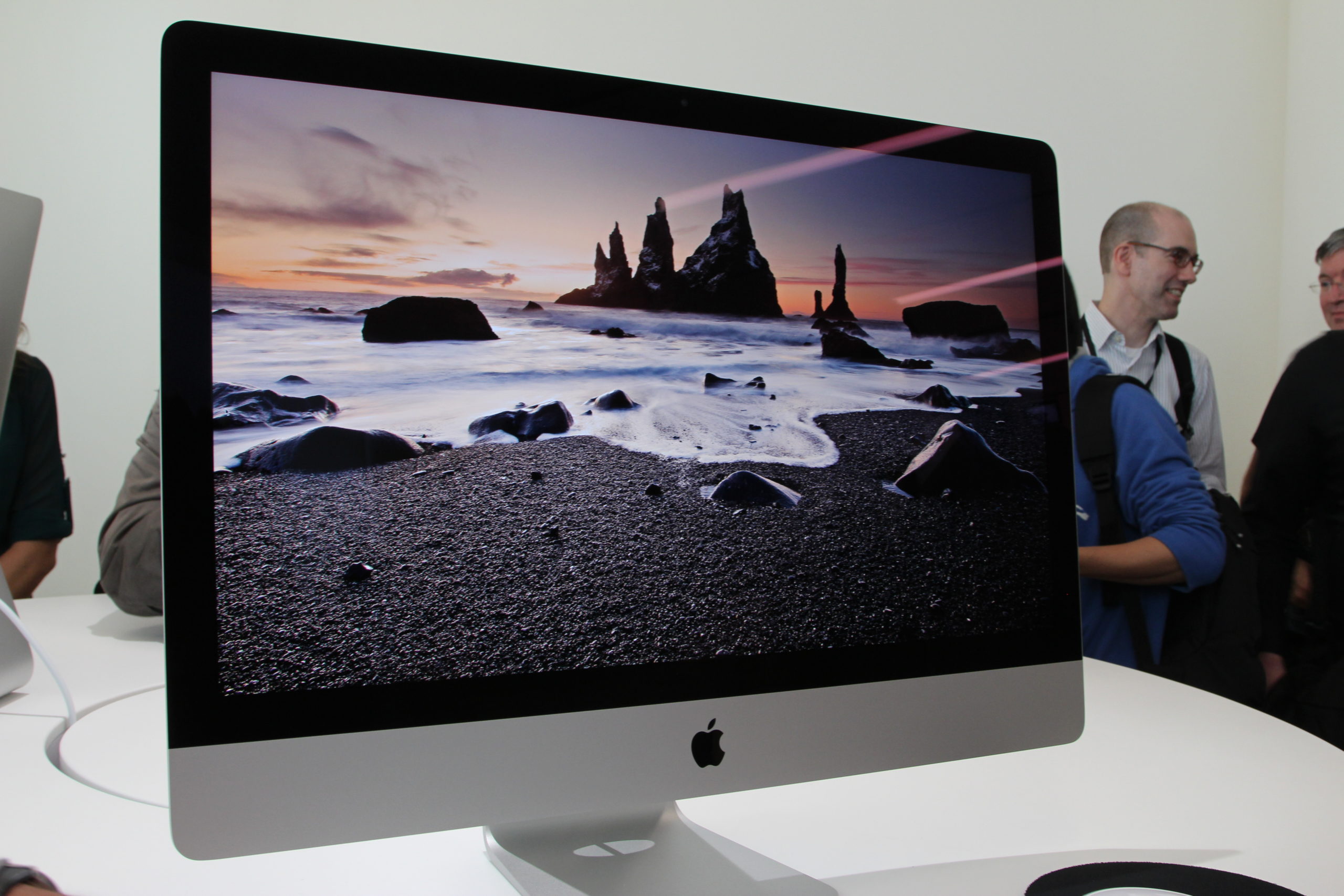 iMac With Retina Display Eyes-On: It’s Gorgeous, Of Course