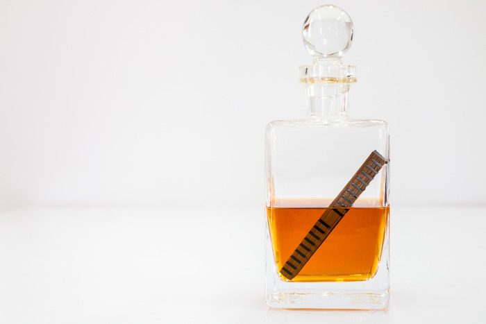 Happy Hour: We Tried This Whisky-Enhancing Stick Of Wood So You Don’t Have To