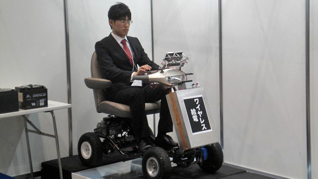 This Cart Proves That Electric Cars Could Be Powered By Radio Waves
