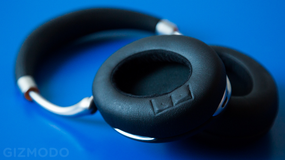 Parrot Zik 2.0 Hands-On: The World’s Most Advanced Headphones? Maybe.