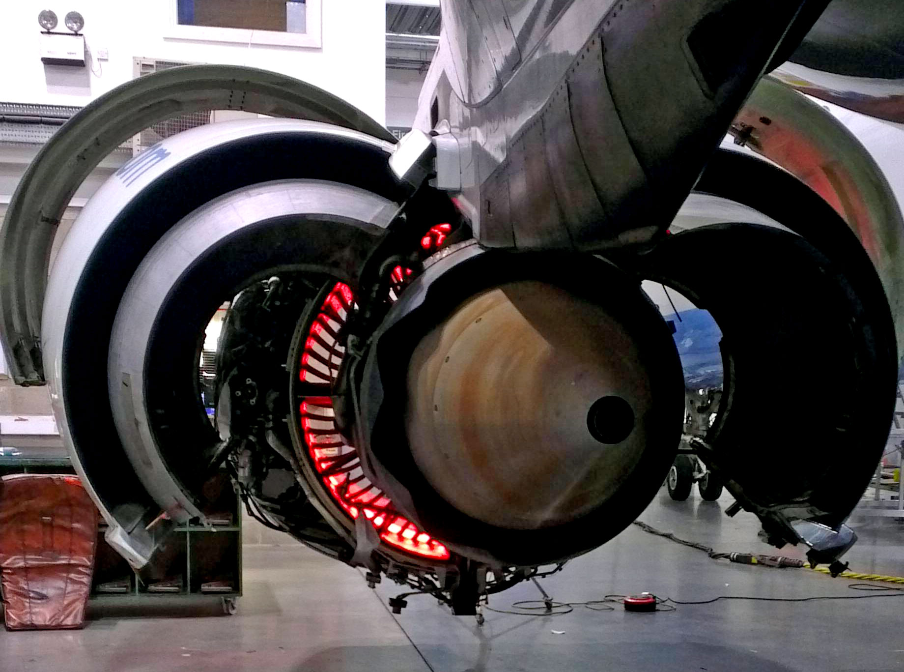 Cool Photos Of Jet Engines With Their Shell Open