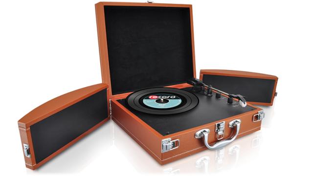 This Transforming Briefcase Turntable Is A Walkman For Your Records