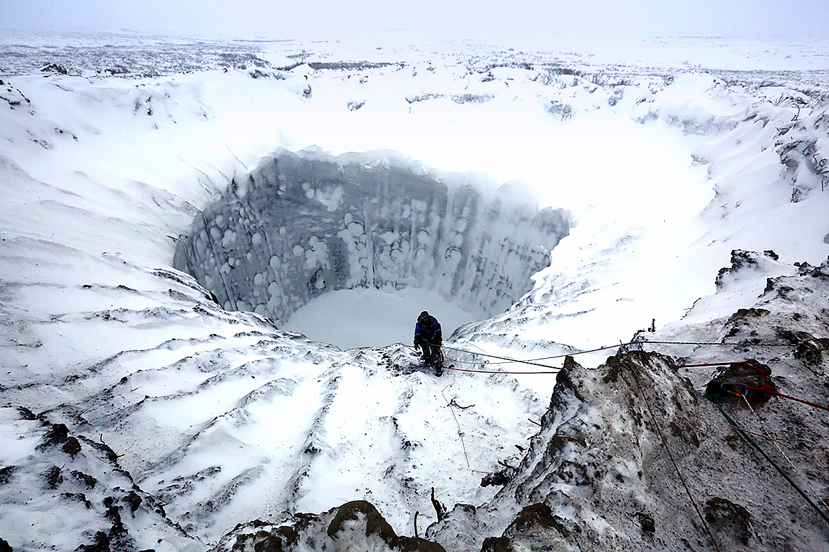 Scientists Reveal Amazing Pictures Inside Mysterious Siberian Hole