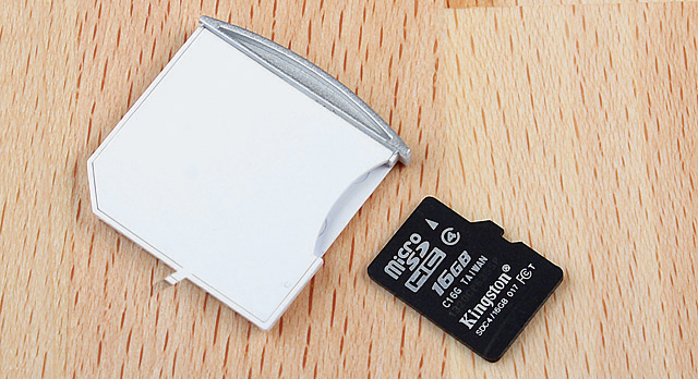 Turn Your Unused MicroSD Cards Into Invisible Extra MacBook Storage