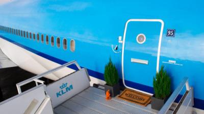 Working Aeroplane Transformed Into Perfect Loft Now Available On Airbnb
