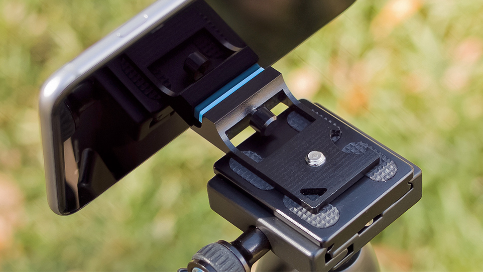 This Ultra-Compact Support Lets You Shoot Hands-Free With Your iPhone 6