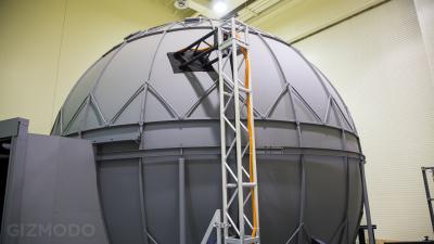 Gizmodo Visits NASA: The Domes Where NASA Drives Spacecraft Of The Future