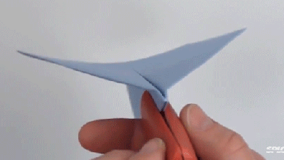 This Is How You Fold The Perfect Paper Aeroplane