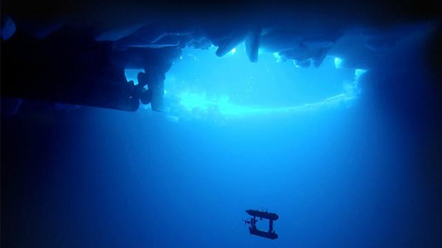 Monster Machines: Robotic Submarine Finds Antarctic Ice Is Thicker Than We Thought