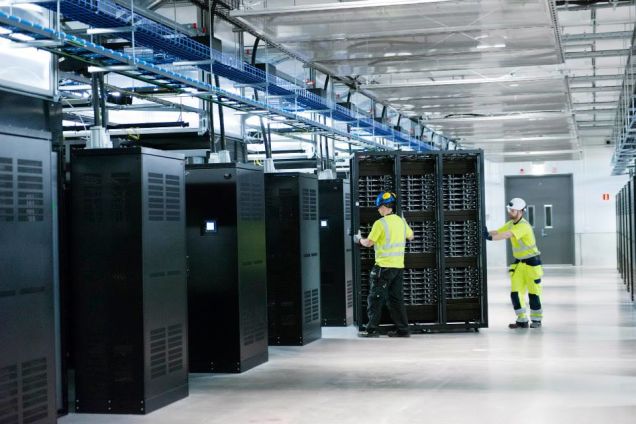 How Facebook Is Hacking Together A Better Data Centre 