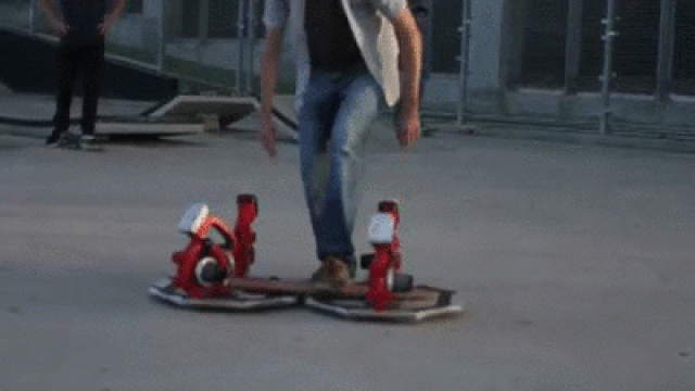 Got A Leafblower? Then You’ve Got A Hoverboard