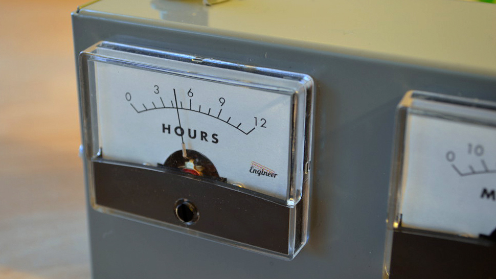 A Retro Analogue Voltmeter Clock Perfect For A Mad Scientist’s Lab