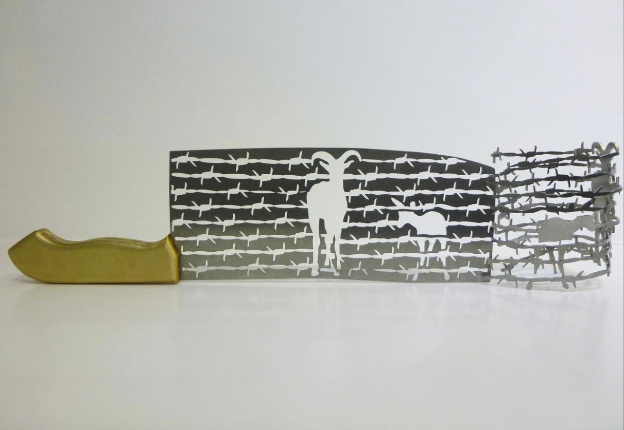 Intricate Shadow Silhouettes Carved Out Of Butcher’s Knife Blades