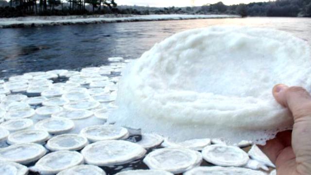 These Mysterious Ice Pancakes Have Taken Over A Scottish River 