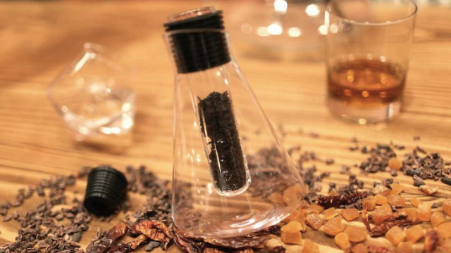 A Lab Glass Decanter To Infuse Alcohol With Things That Aren’t Gross 