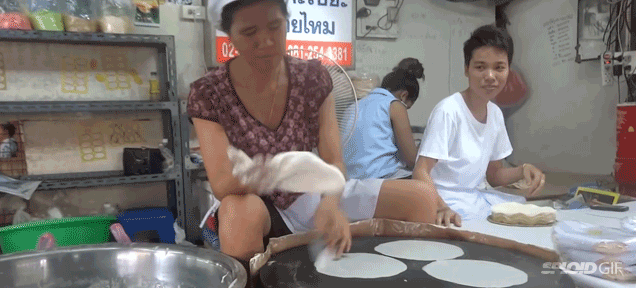 Watch The Mad Skills Of This Woman Cooking Rice Paper Roll Sheets