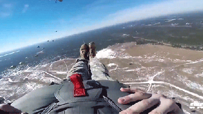 Watch A Military Jump From The Point Of View Of A US Army Paratrooper