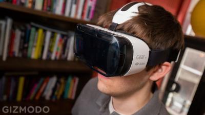 Samsung Launching VR Streaming Service For Its Face-Phone Headset