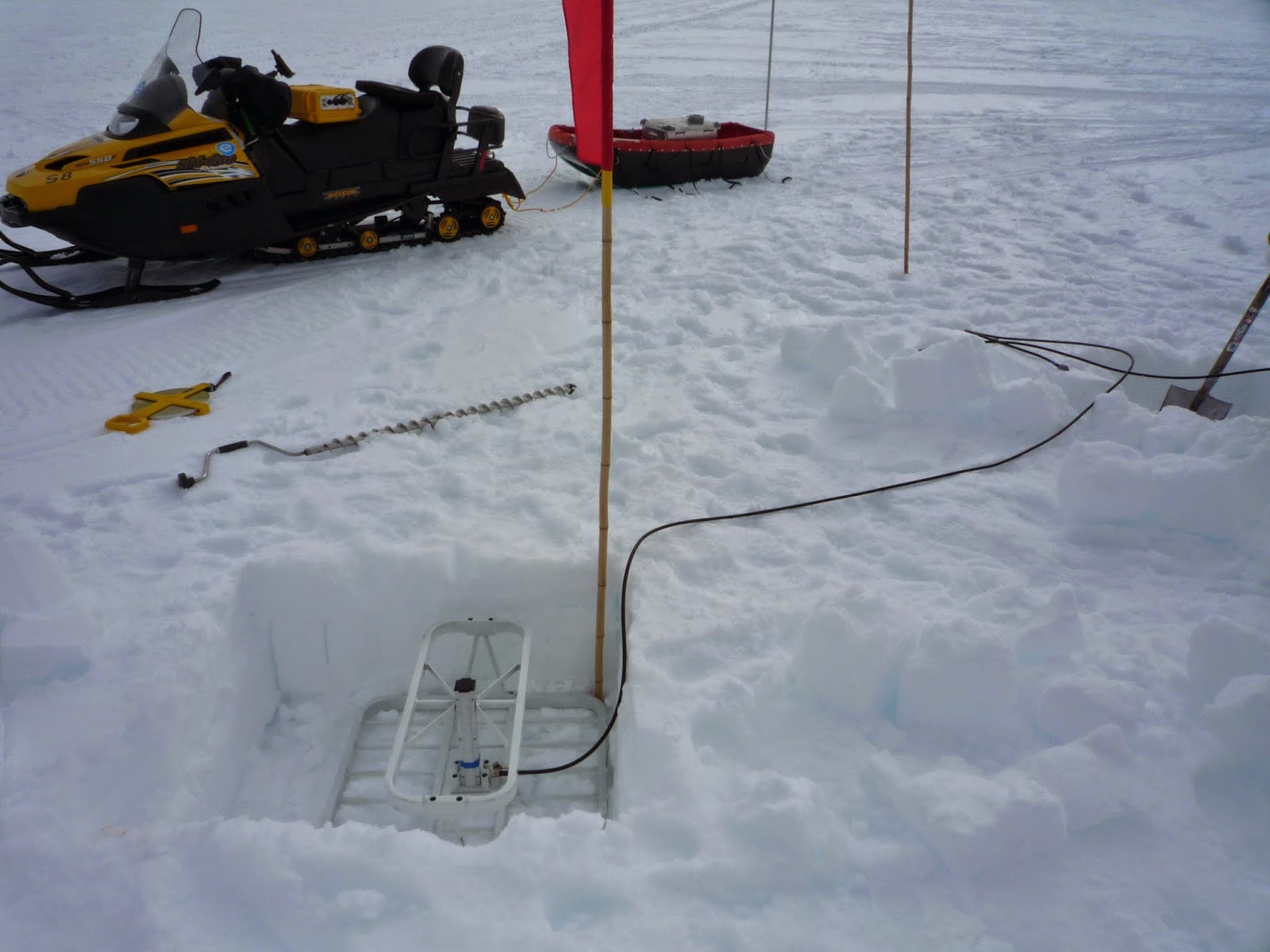 Researchers Use GPS To Track Antarctica’s Ice Migration In Real Time