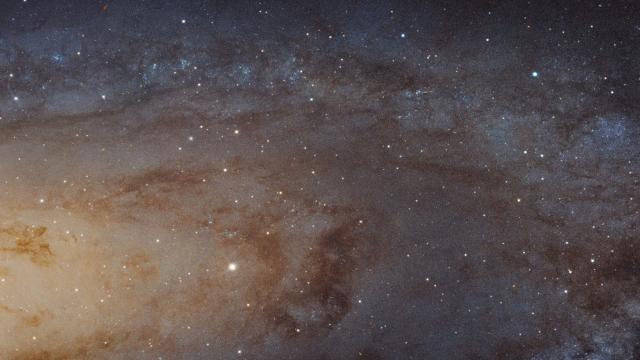 Stunning Andromeda Galaxy Photo Clearly Shows Over 100 Million Stars