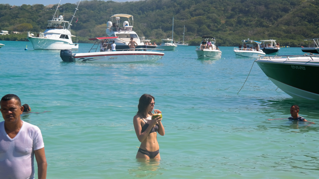 Cholon: Colombia’s Party Island