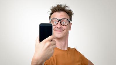 Men Who Post Lots Of Selfies Show Signs Of Psychopathy, Says Study 