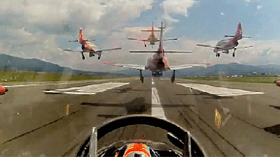 Watch Seven Jets Landing In Perfect Formation
