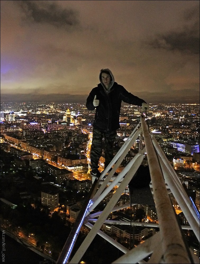 The Craziest Russian Climber Is Back With More Gonad-shriveling Photos