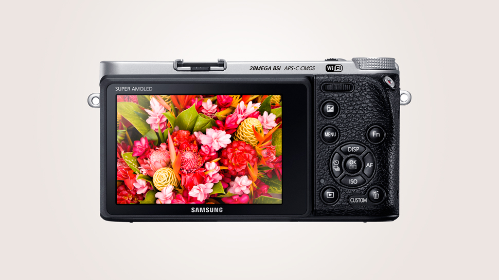 Samsung’s NX500 Is Its Most Powerful Camera Shrunk Into A Small Body