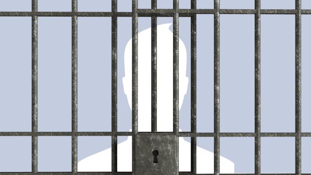 Hundreds Of Inmates In The US Are Sent To Solitary Confinement For Using Facebook