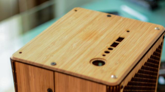 A Beautiful, Tiny PC Made Out Of Wood