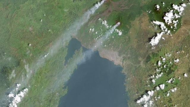 A Rare Glimpse Of Two Volcanic Plumes In Central Africa