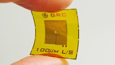 This Stamp-Sized Sensor Can Sniff Out Explosives Using RFID Tags