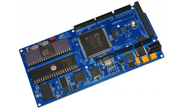 This Arduino-Style Board Uses Intel’s 37-Year-Old 8086 Chip