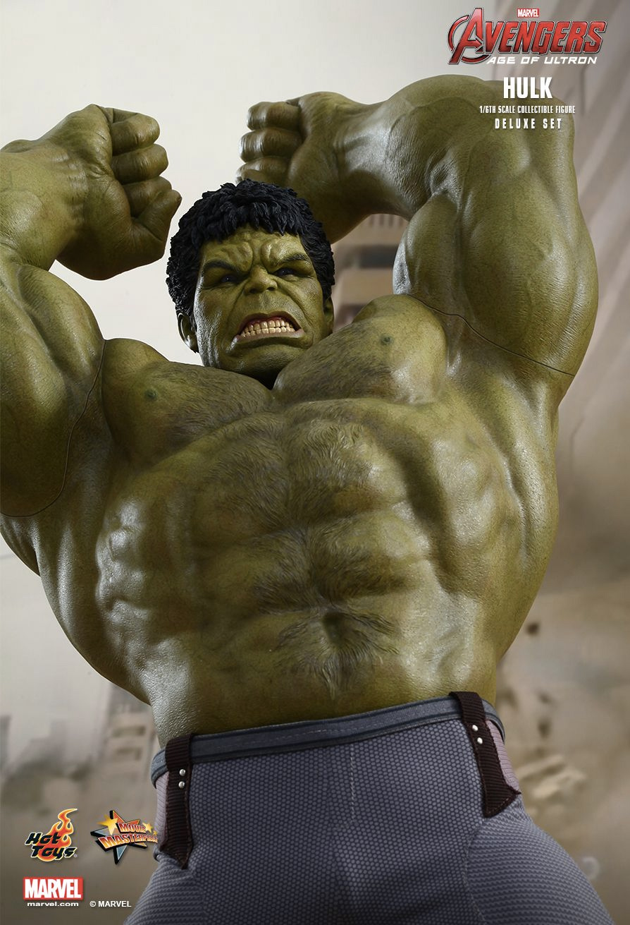 This New 17-Inch Hulk Figure Comes With Next-Level Chest Hair Detailing