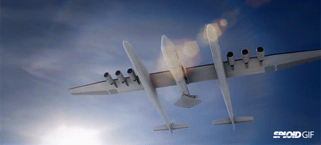 First Images Of The World’s Largest Aeroplane