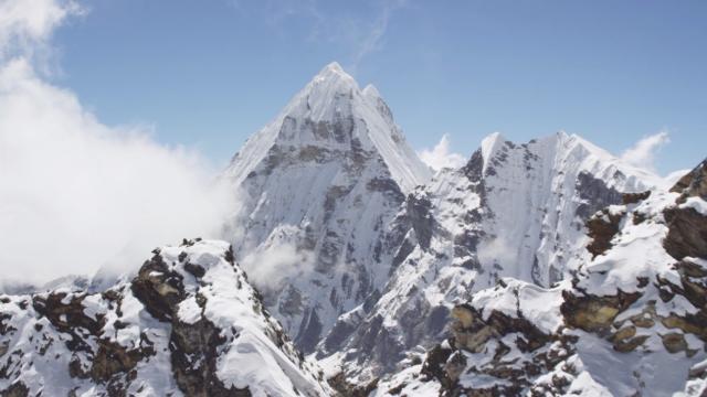 The Clearest Aerial Shots Of The Himalayas Ever