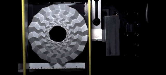 This Origami Doughnut’s Hole Stays The Same Size However Much Your Squash It
