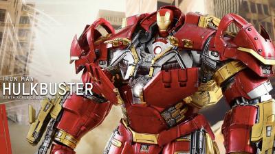 It Turns Out There’s Even A Tiny Iron Man Inside That Hulkbuster Figure