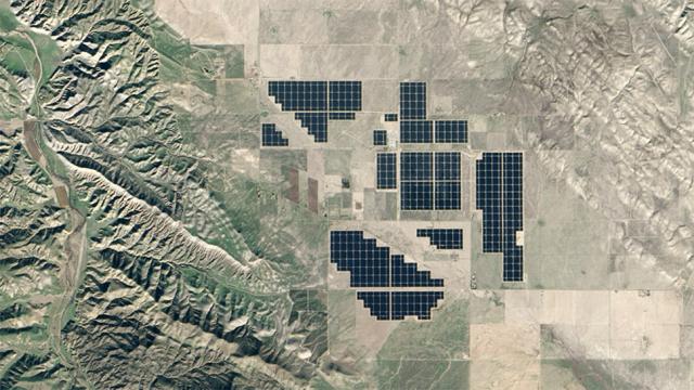 World’s Largest Solar Plant Looks Like Someone Playing Tetris From Space