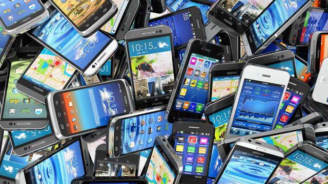 5 Things To Check Before You Get Rid Of Your Old Gadgets