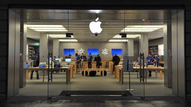 Apple Stores Are So Popular They Lift Shopping Centre Sales By 10%