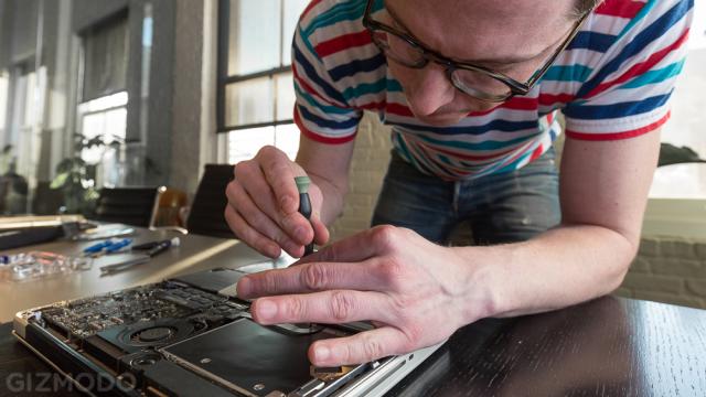 Quick And Easy MacBook Repairs That’ll Save You A Small Fortune