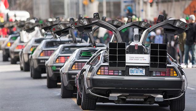 This Car Parade Of DeLoreans Is The Coolest Thing