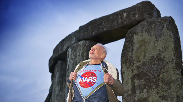 Buzz Aldrin Has An Important Message For Humanity