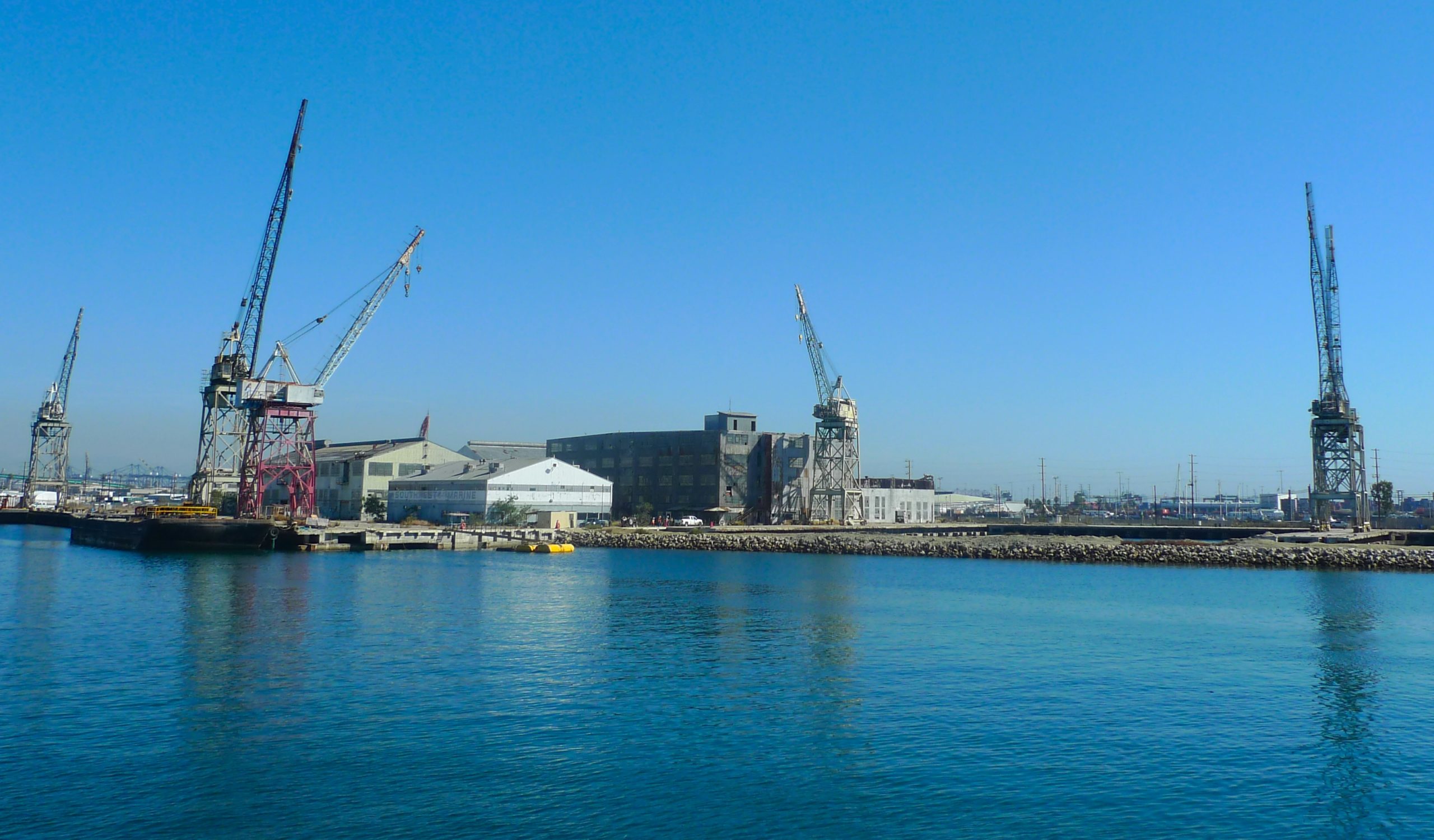 A Tour Of The World’s Most Futuristic Port