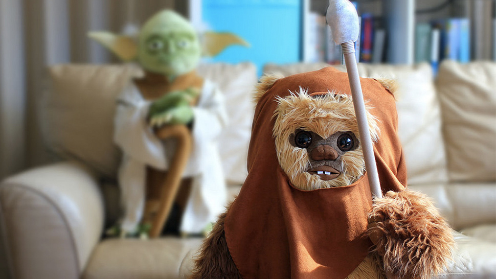 Life-Size Plush Versions Of Yoda And Wicket Are The Perfect Sidekicks