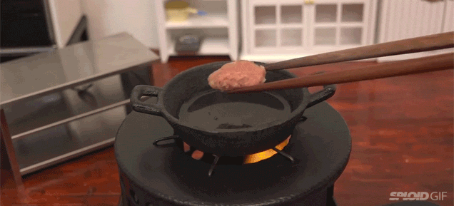 Chef Makes Wonderfully Miniature Burgers In A Super-Tiny Kitchen